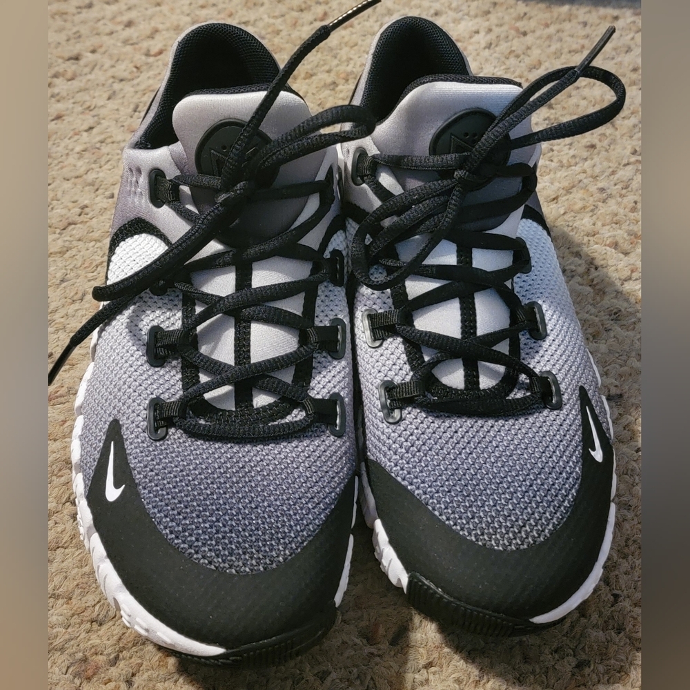 Nike Metcon 4 Ombre Women's Size 9